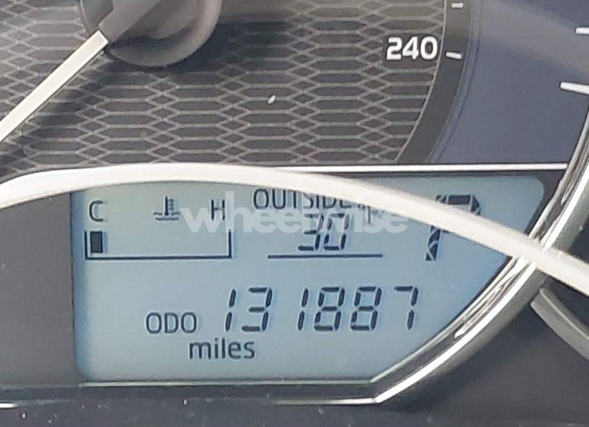 Photo 14 of 2014 Toyota Corolla LE (VIN 2T1BURHE3EC000217)