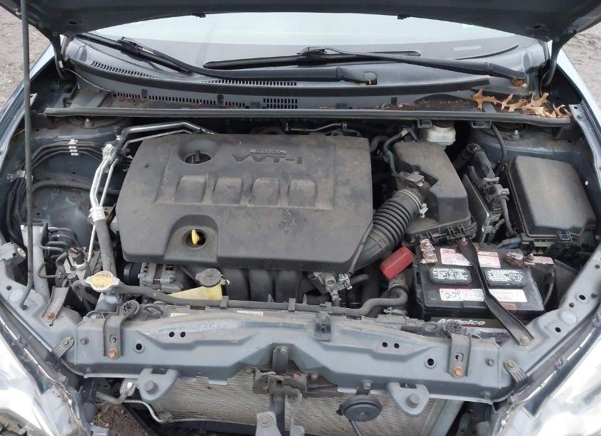 Photo 10 of 2014 Toyota Corolla LE (VIN 2T1BURHE3EC049787)