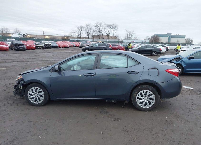 Photo 13 of 2014 Toyota Corolla LE (VIN 2T1BURHE3EC049787)