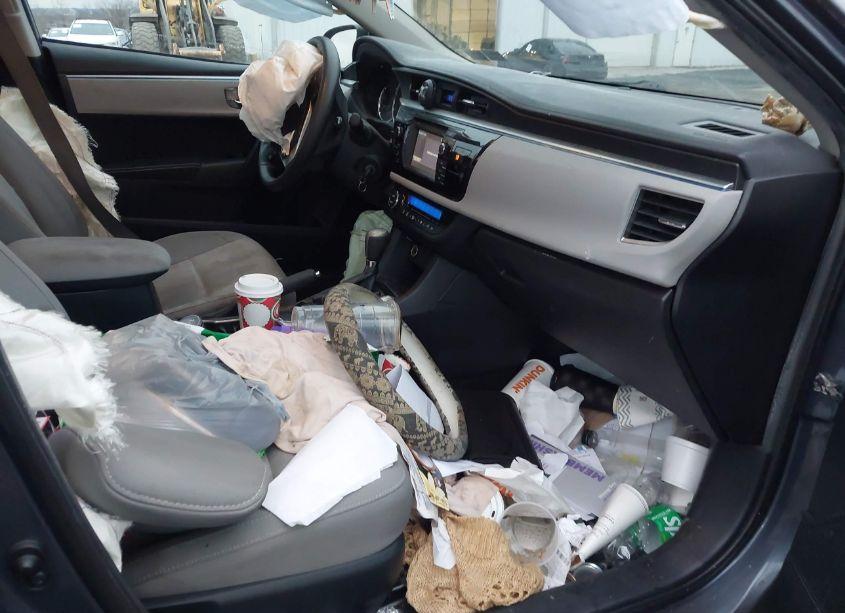 Photo 5 of 2014 Toyota Corolla LE (VIN 2T1BURHE3EC049787)