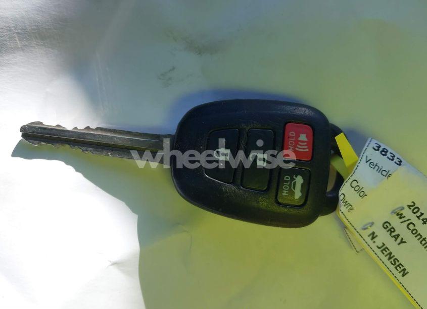 Photo 11 of 2014 Toyota Corolla LE (VIN 2T1BURHE3EC050809)