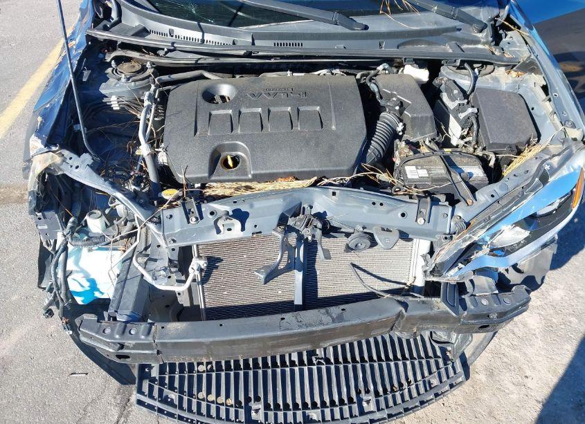 Photo 10 of 2014 Toyota Corolla L/LE/LE PLS/PRM/S/S PLS (VIN 2T1BURHE3EC052804)