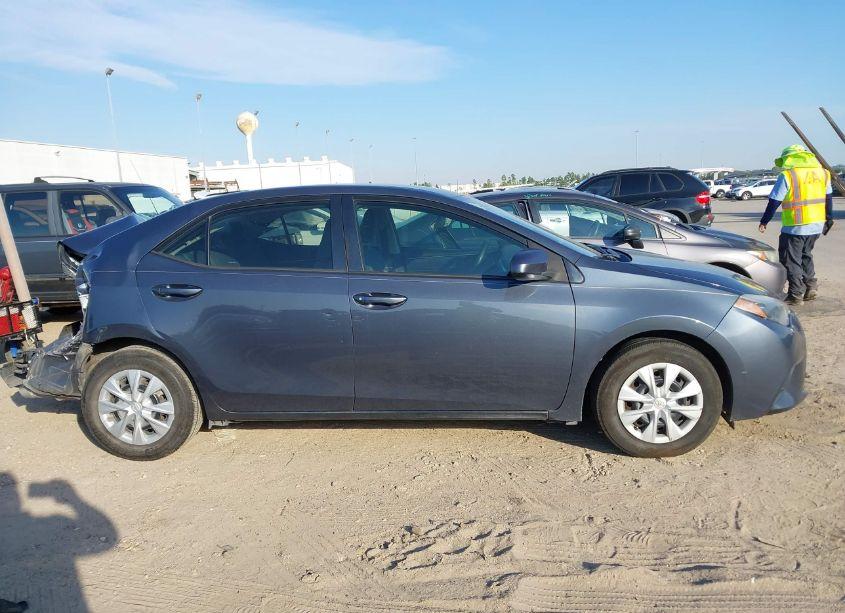 Photo 13 of 2014 Toyota Corolla L (VIN 2T1BURHE3EC055704)