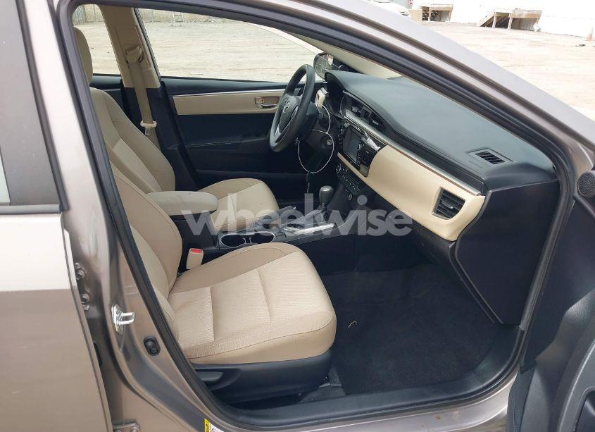 Photo 5 of 2014 Toyota Corolla LE (VIN 2T1BURHE3EC074852)