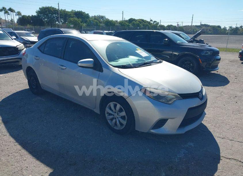 2014 Toyota Corolla LE (VIN 2T1BURHE3EC079937) main photo