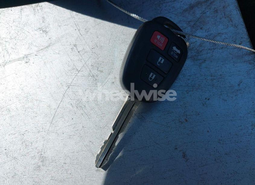 Photo 11 of 2014 Toyota Corolla LE (VIN 2T1BURHE3EC079937)