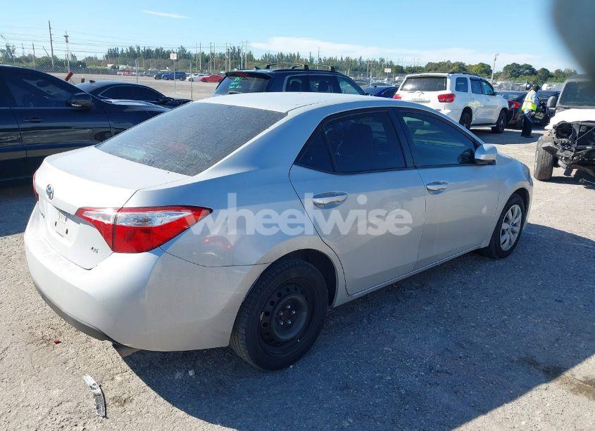 Photo 4 of 2014 Toyota Corolla LE (VIN 2T1BURHE3EC079937)