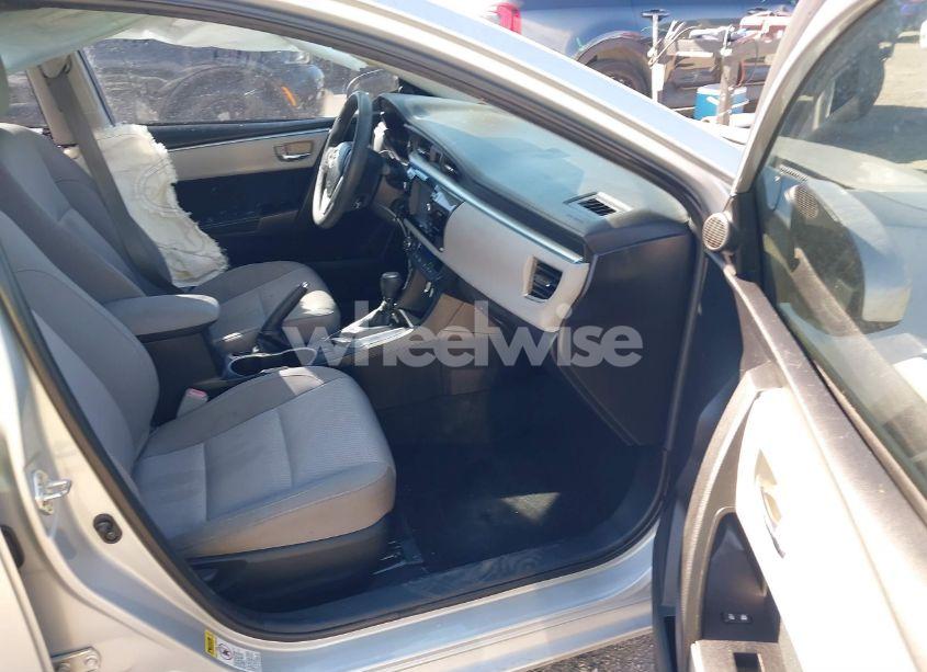 Photo 5 of 2014 Toyota Corolla LE (VIN 2T1BURHE3EC079937)