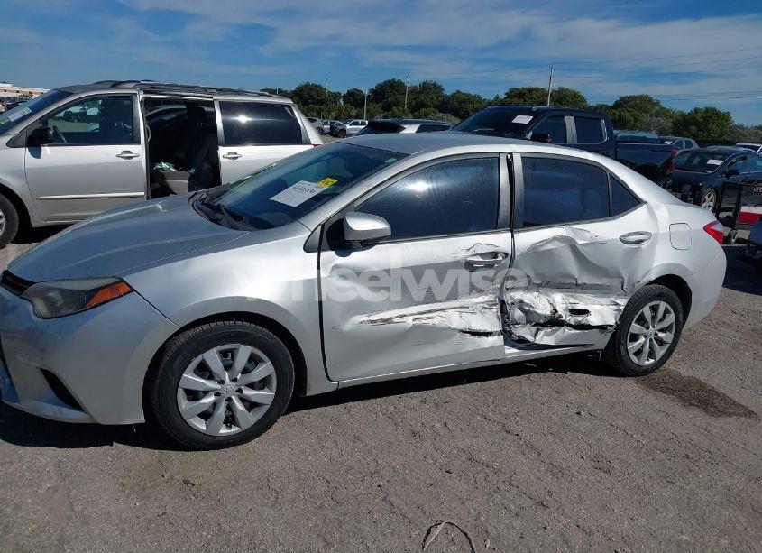 Photo 6 of 2014 Toyota Corolla LE (VIN 2T1BURHE3EC079937)