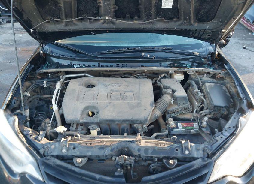 Photo 10 of 2014 Toyota Corolla LE (VIN 2T1BURHE3EC081168)