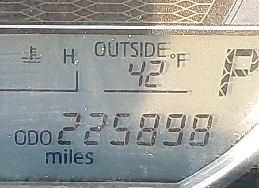 Photo 15 of 2014 Toyota Corolla LE (VIN 2T1BURHE3EC081168)