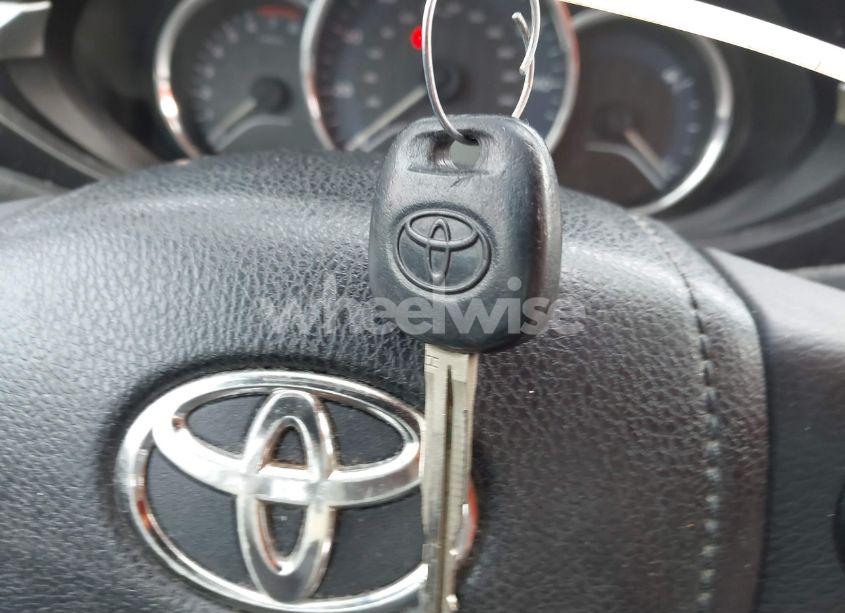 Photo 11 of 2014 Toyota Corolla L (VIN 2T1BURHE3EC085639)
