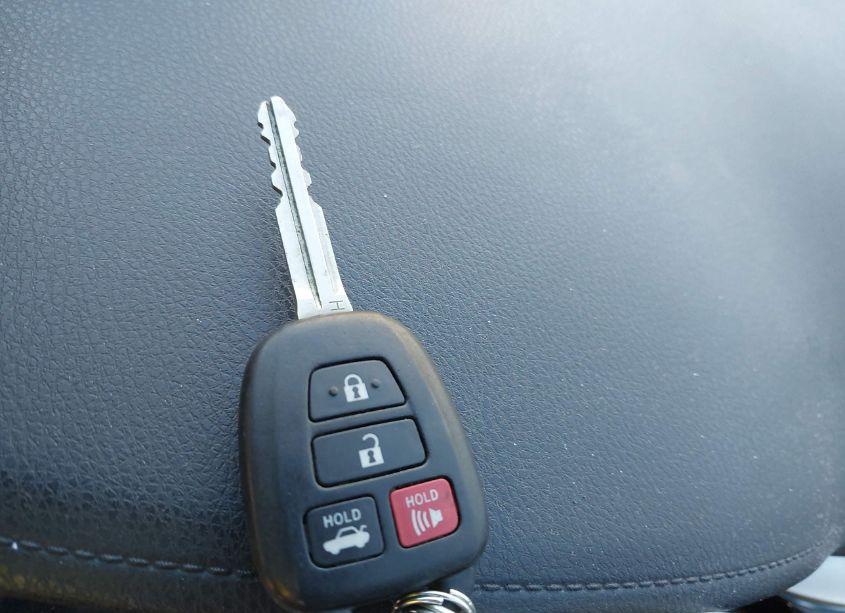 Photo 11 of 2014 Toyota Corolla LE (VIN 2T1BURHE3EC105078)