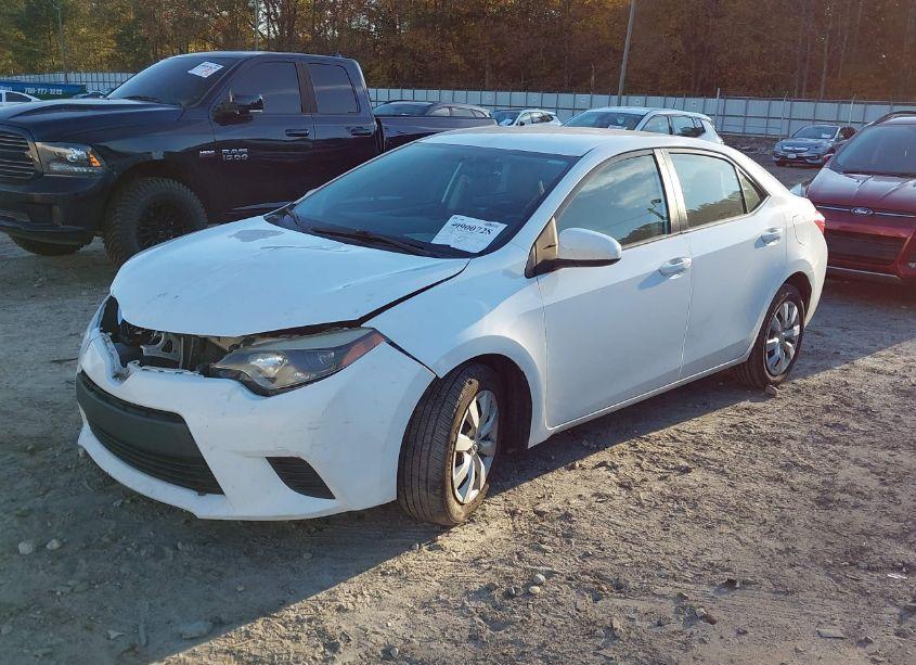 Photo 2 of 2014 Toyota Corolla LE (VIN 2T1BURHE3EC105078)
