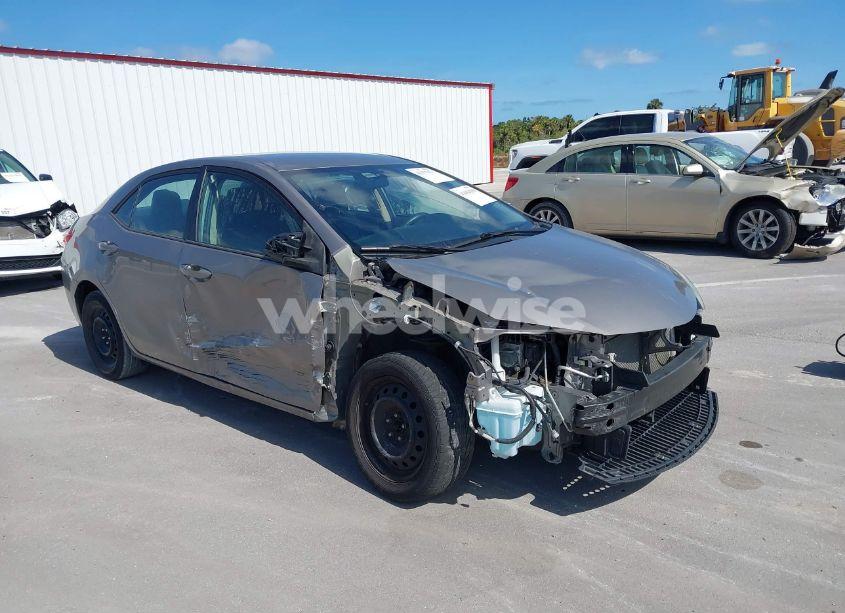 2014 Toyota Corolla LE (VIN 2T1BURHE3EC113195) main photo