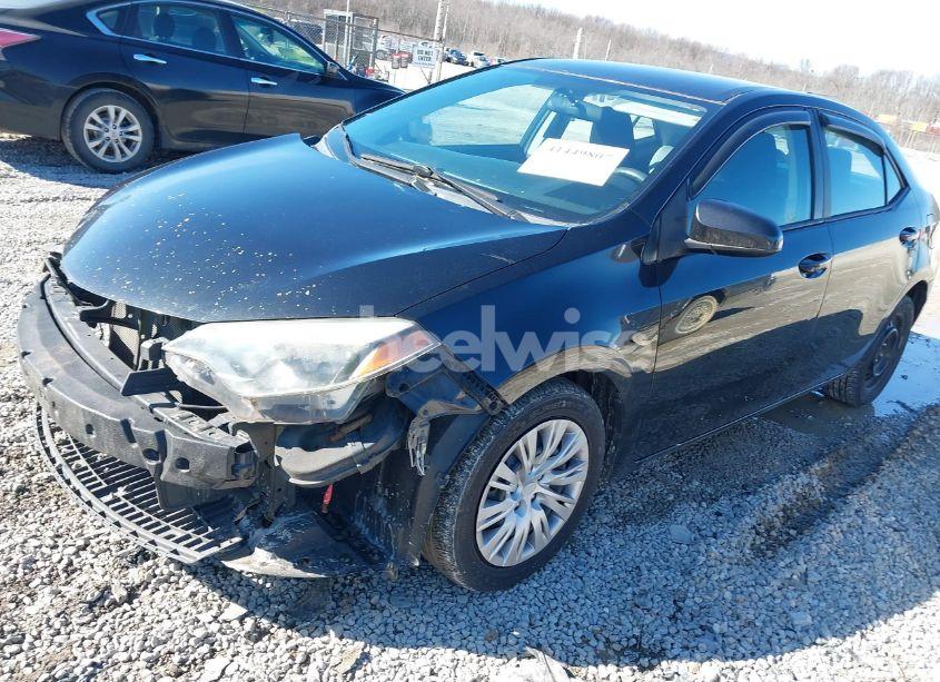 Photo 2 of 2014 Toyota Corolla LE (VIN 2T1BURHE3EC120924)