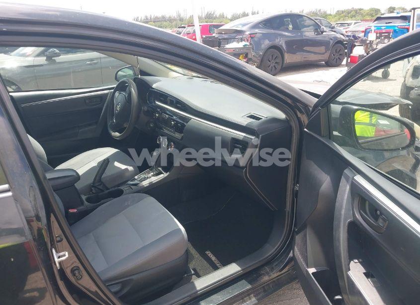 Photo 5 of 2014 Toyota Corolla L (VIN 2T1BURHE3EC129042)