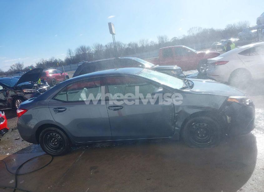 Photo 13 of 2014 Toyota Corolla LE (VIN 2T1BURHE3EC137318)