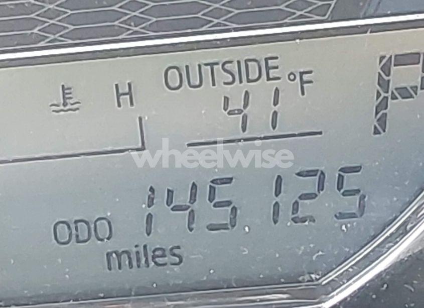 Photo 15 of 2014 Toyota Corolla LE (VIN 2T1BURHE3EC137318)