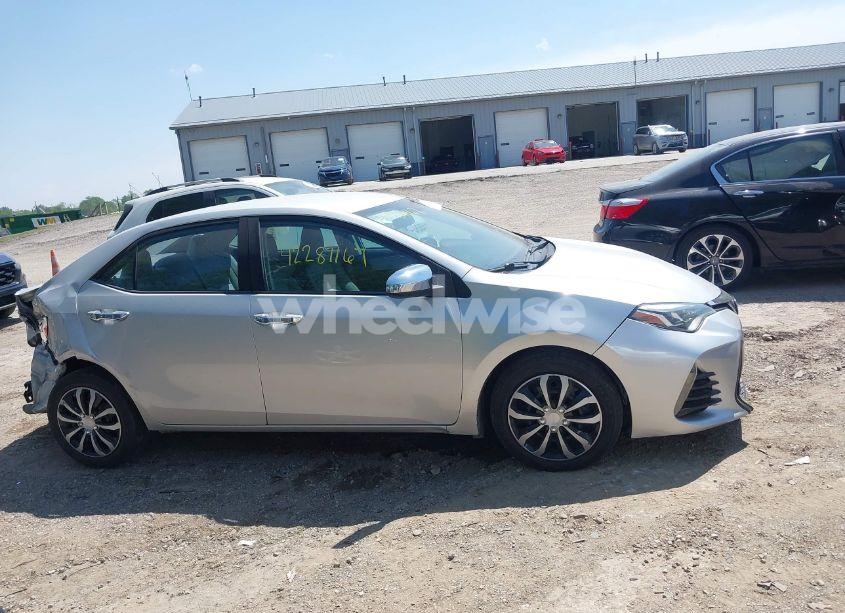 Photo 13 of 2014 Toyota Corolla LE (VIN 2T1BURHE3EC188754)