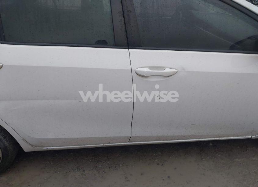 Photo 13 of 2014 Toyota Corolla S PLUS (VIN 2T1BURHE3EC203642)