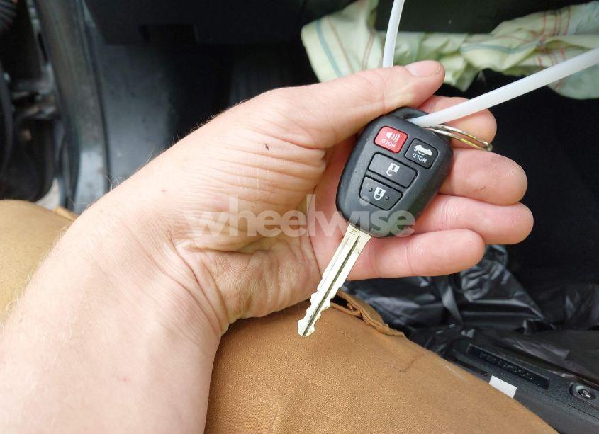 Photo 11 of 2014 Toyota Corolla LE (VIN 2T1BURHE3EC206797)