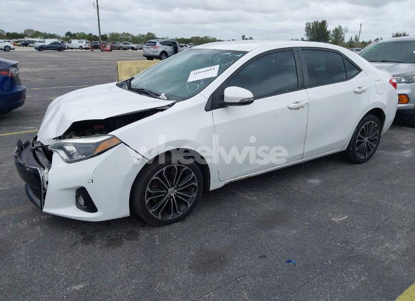 Photo 2 of 2014 Toyota Corolla S PLUS (VIN 2T1BURHE3EC218254)