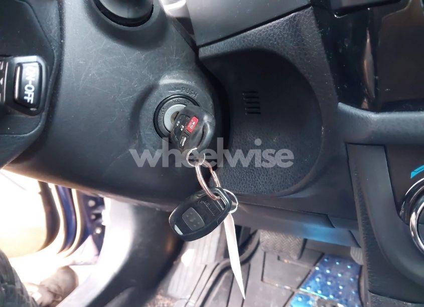 Photo 11 of 2015 Toyota Corolla S PLUS (VIN 2T1BURHE3FC237209)