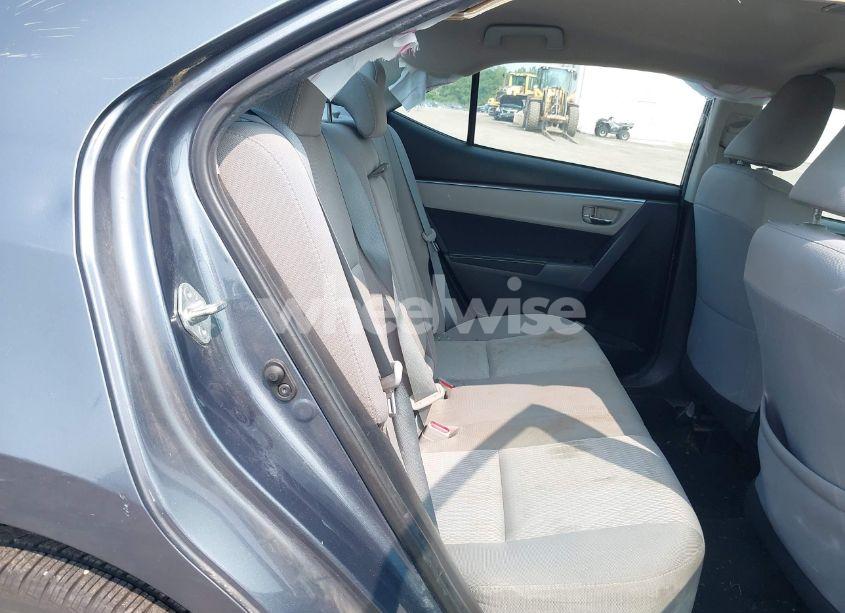 Photo 8 of 2015 Toyota Corolla LE (VIN 2T1BURHE3FC246766)