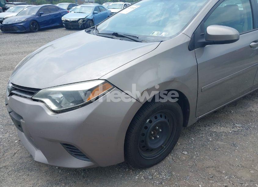 Photo 6 of 2015 Toyota Corolla LE (VIN 2T1BURHE3FC251448)