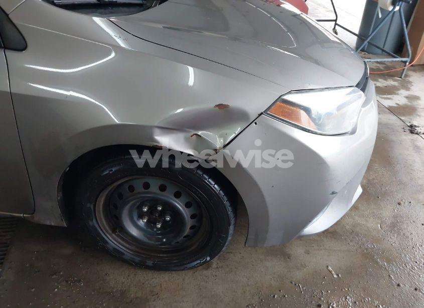 Photo 19 of 2015 Toyota Corolla LE (VIN 2T1BURHE3FC256780)