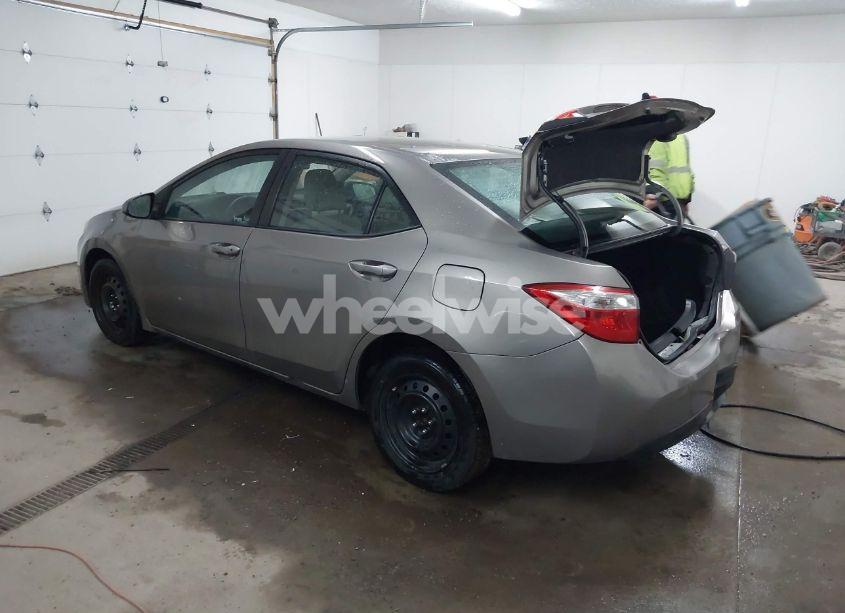 Photo 3 of 2015 Toyota Corolla LE (VIN 2T1BURHE3FC256780)