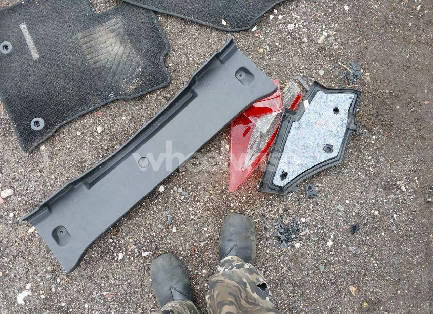 Photo 12 of 2015 Toyota Corolla S PLUS (VIN 2T1BURHE3FC287074)