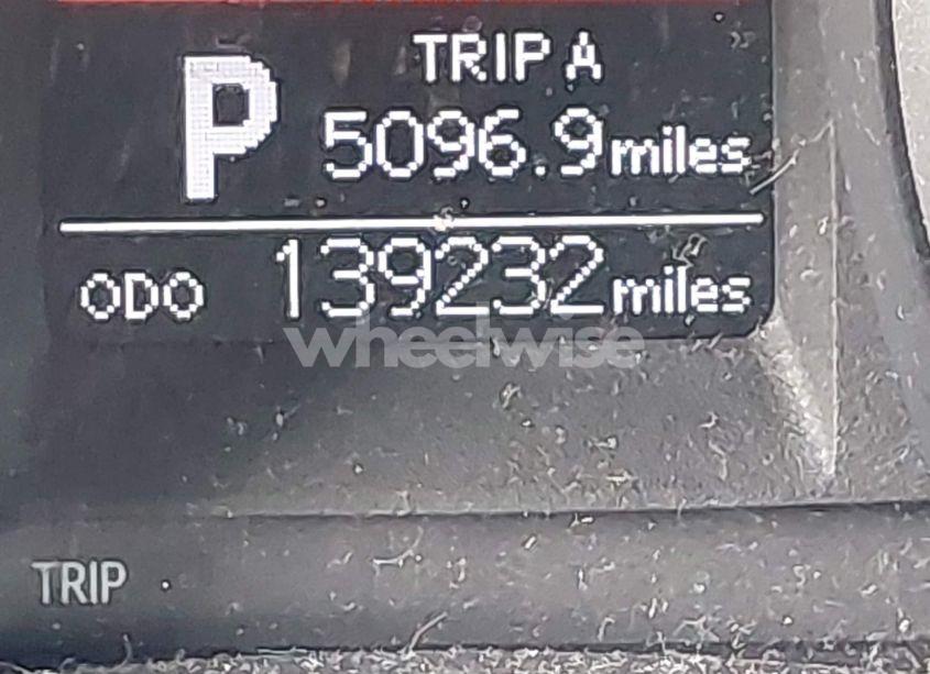 Photo 16 of 2015 Toyota Corolla S PLUS (VIN 2T1BURHE3FC287074)