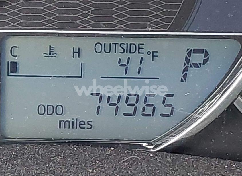 Photo 15 of 2015 Toyota Corolla LE PLUS (VIN 2T1BURHE3FC290640)