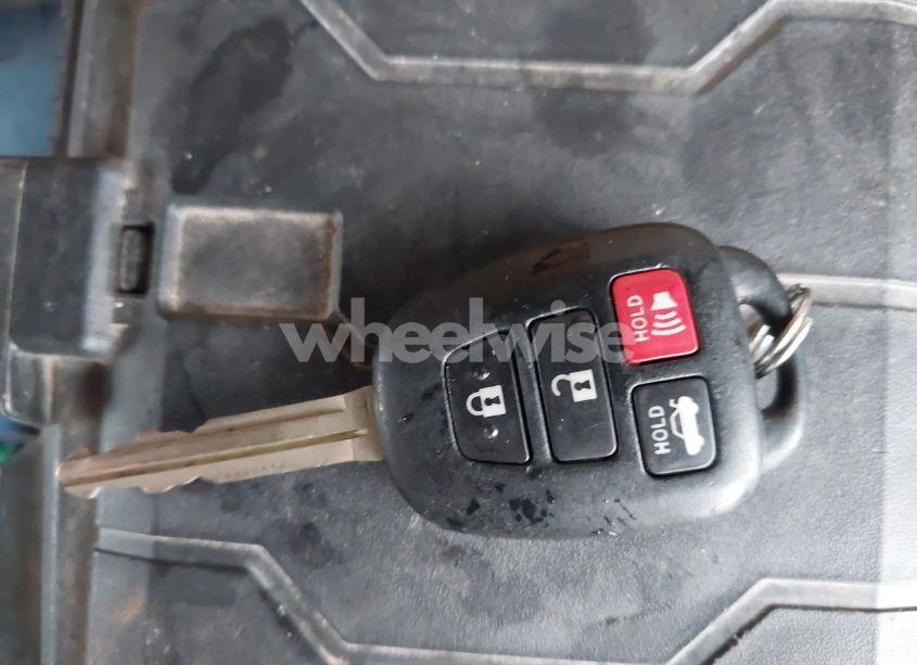 Photo 11 of 2015 Toyota Corolla LE (VIN 2T1BURHE3FC291920)