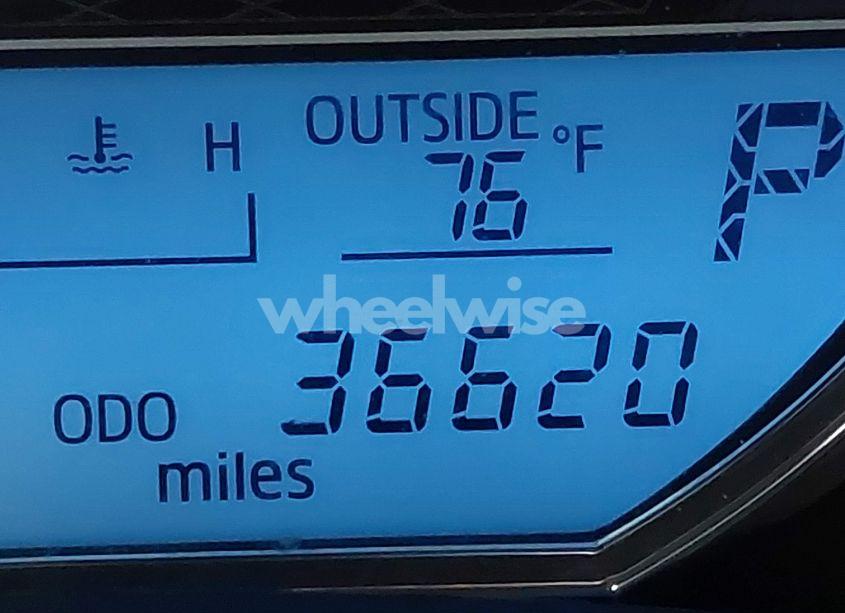 Photo 15 of 2015 Toyota Corolla LE (VIN 2T1BURHE3FC291920)