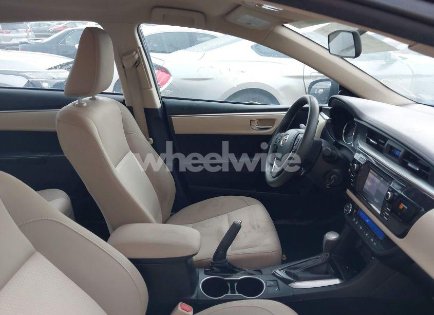 Photo 5 of 2015 Toyota Corolla LE (VIN 2T1BURHE3FC291920)