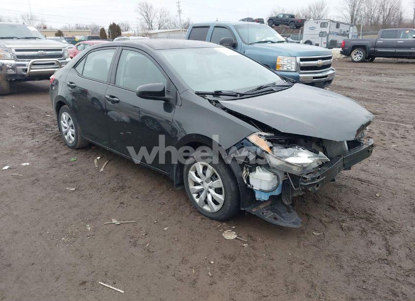 2015 Toyota Corolla LE (VIN 2T1BURHE3FC295126) main photo