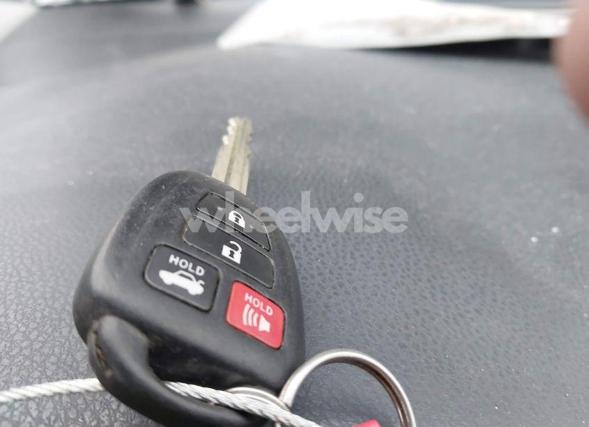 Photo 11 of 2015 Toyota Corolla LE (VIN 2T1BURHE3FC295126)