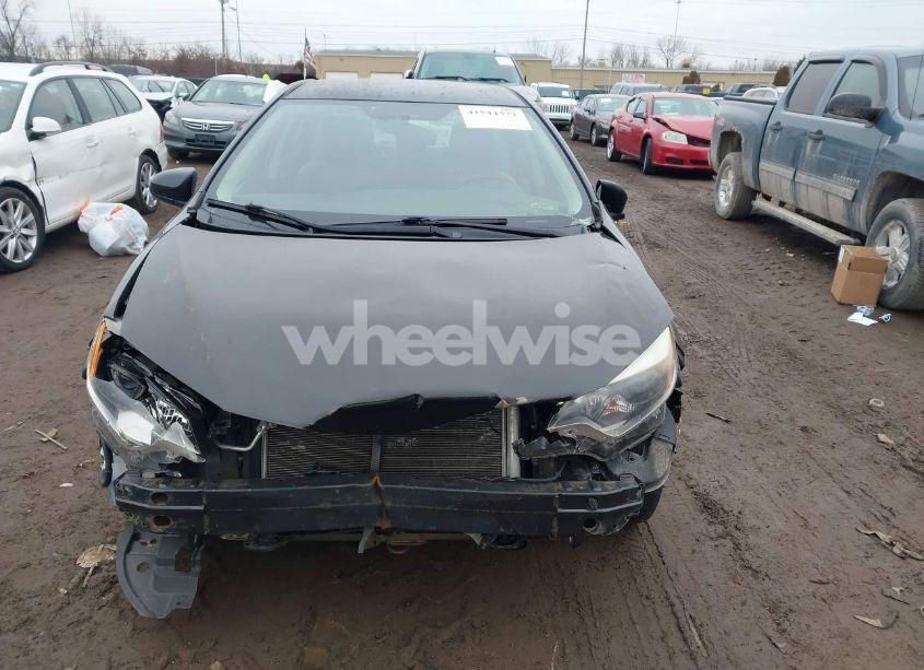 Photo 13 of 2015 Toyota Corolla LE (VIN 2T1BURHE3FC295126)