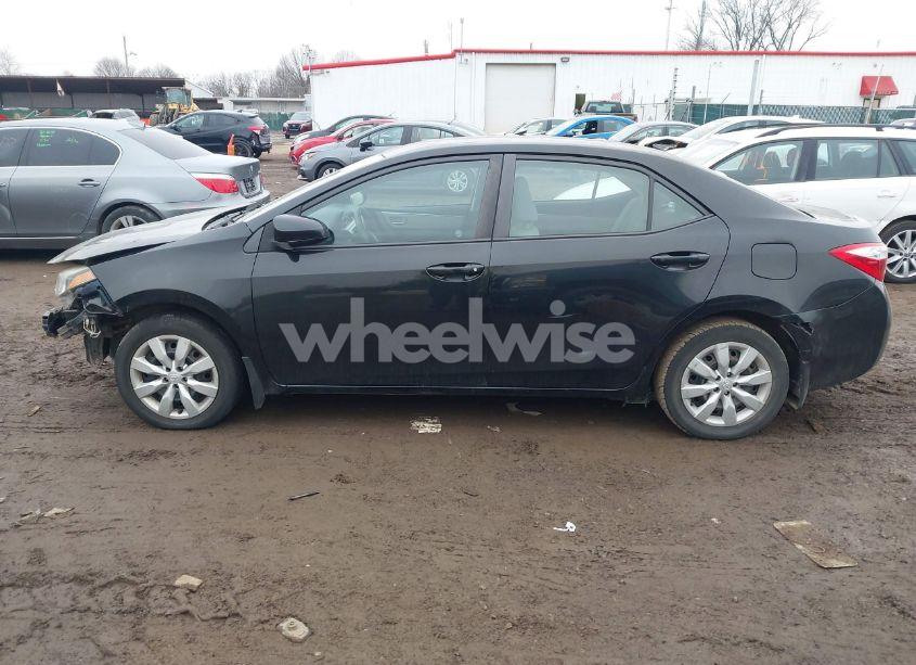 Photo 15 of 2015 Toyota Corolla LE (VIN 2T1BURHE3FC295126)