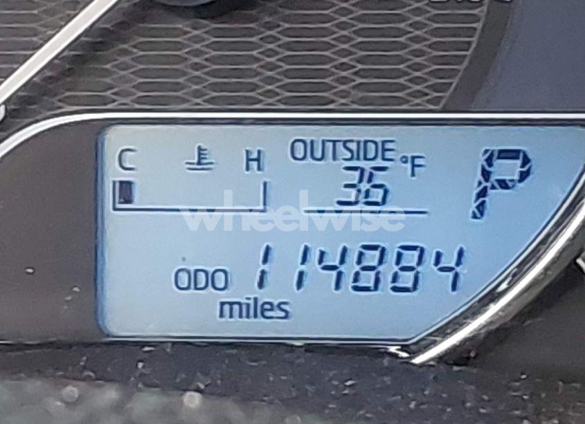 Photo 16 of 2015 Toyota Corolla LE (VIN 2T1BURHE3FC295126)