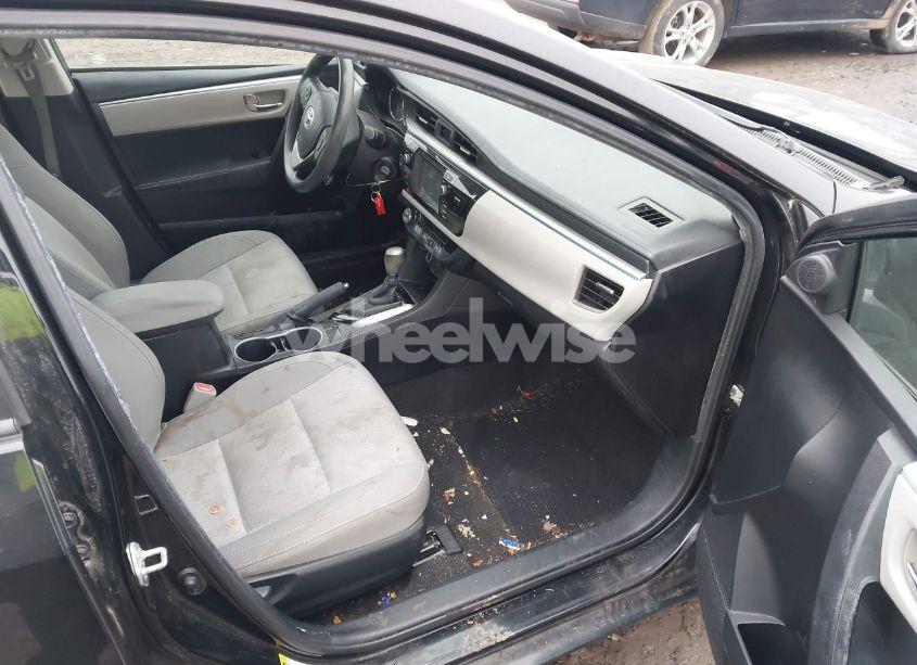 Photo 5 of 2015 Toyota Corolla LE (VIN 2T1BURHE3FC295126)