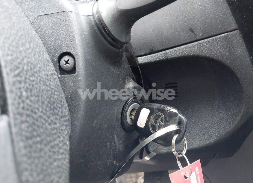 Photo 11 of 2015 Toyota Corolla L/LE/LE PLUS/LE PREMIUM/S/S PLUS/S PREMIUM (VIN 2T1BURHE3FC307758)