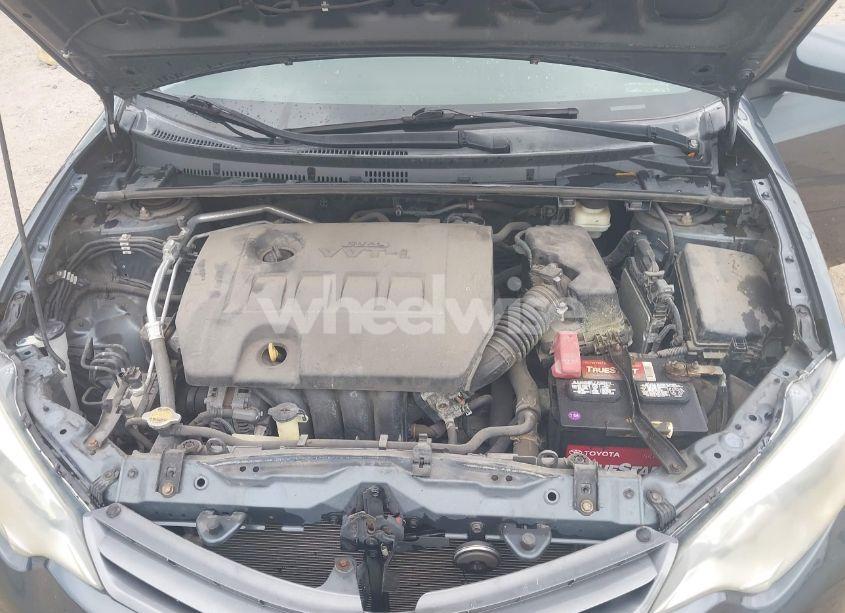 Photo 10 of 2015 Toyota Corolla LE (VIN 2T1BURHE3FC323510)