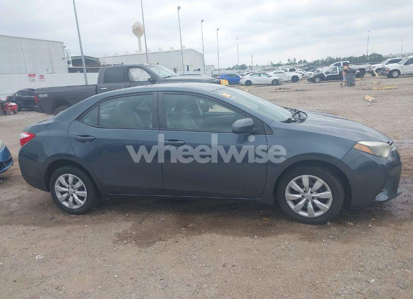 Photo 13 of 2015 Toyota Corolla LE (VIN 2T1BURHE3FC323510)