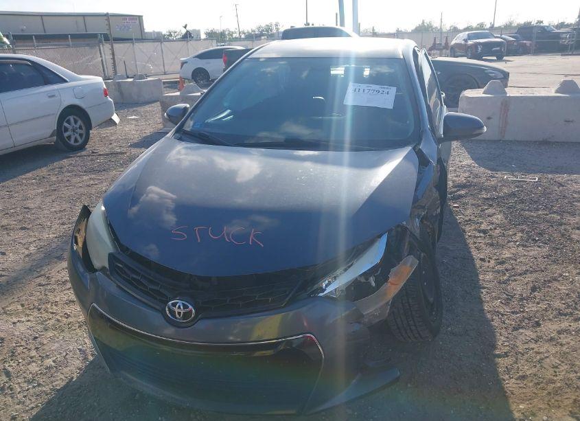 Photo 6 of 2015 Toyota Corolla S (VIN 2T1BURHE3FC325564)