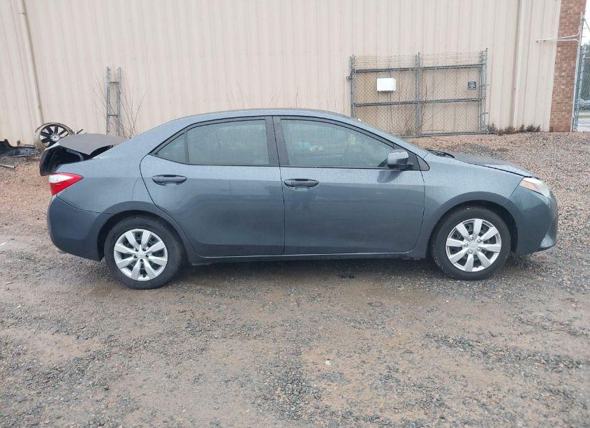Photo 13 of 2015 Toyota Corolla LE (VIN 2T1BURHE3FC330523)