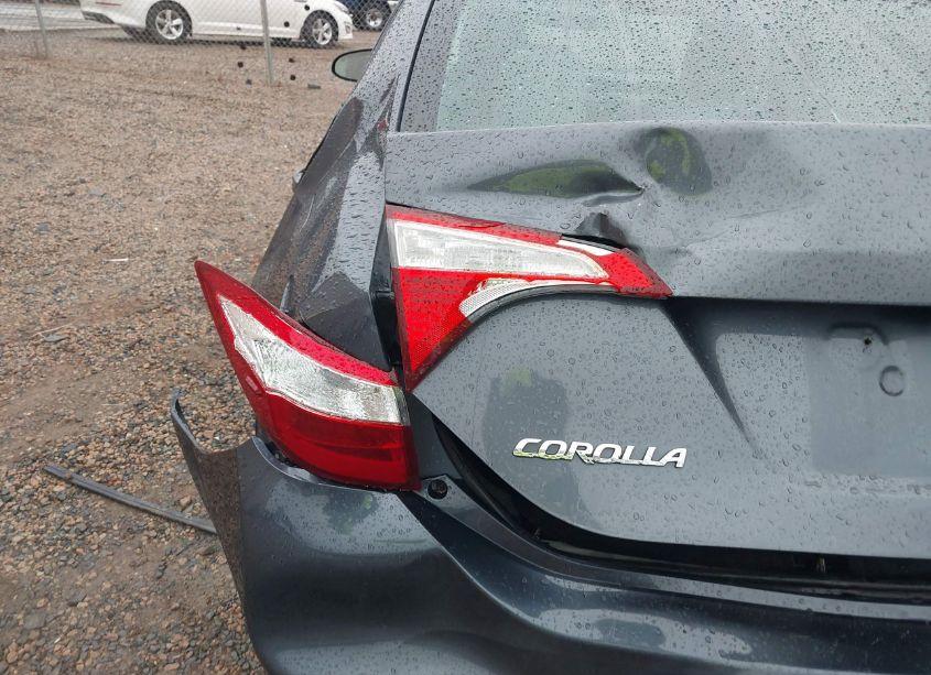 Photo 20 of 2015 Toyota Corolla LE (VIN 2T1BURHE3FC330523)